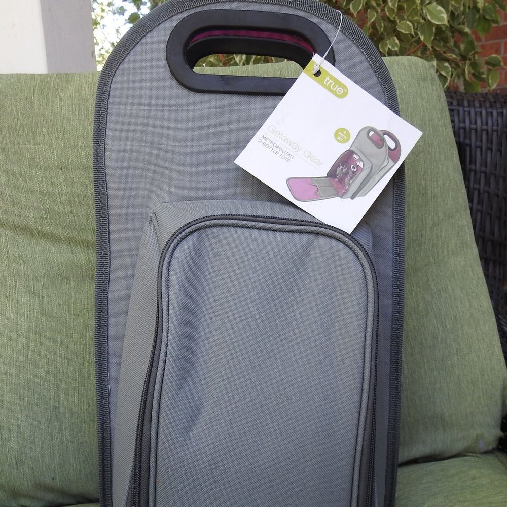 True brand 2 bottle wine tote